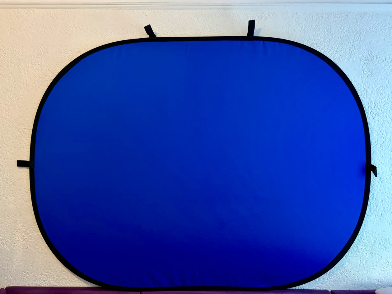XL Collapsible Double-Sided Backdrop in Blue/Grey