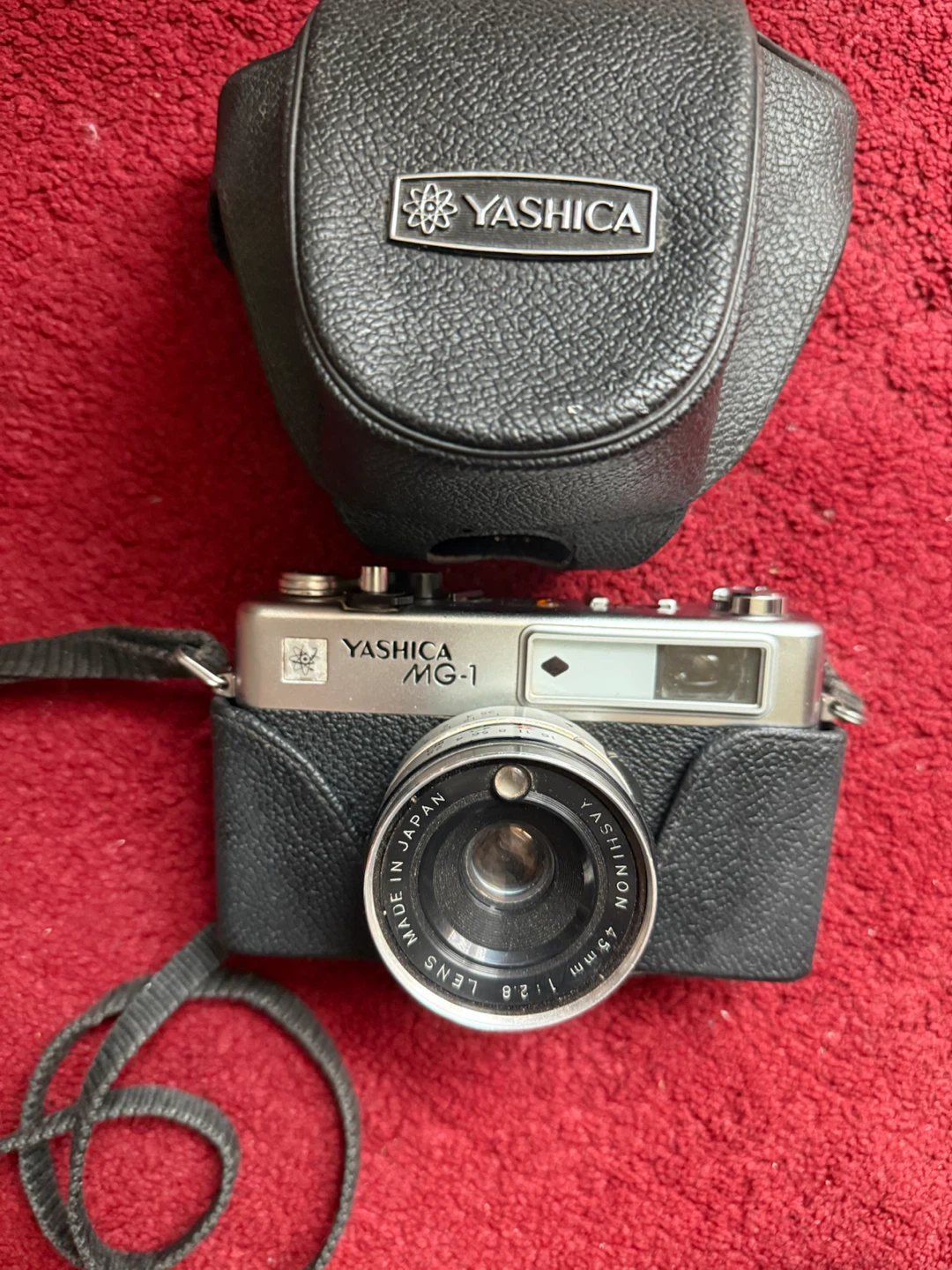 Yashica MG-1 35mm Film Camera with Case - photo 2