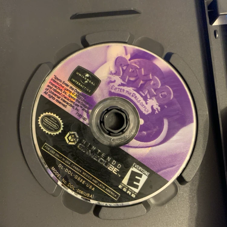Spyro: Enter the Dragonfly Nintendo GameCube Video Game - photo 4