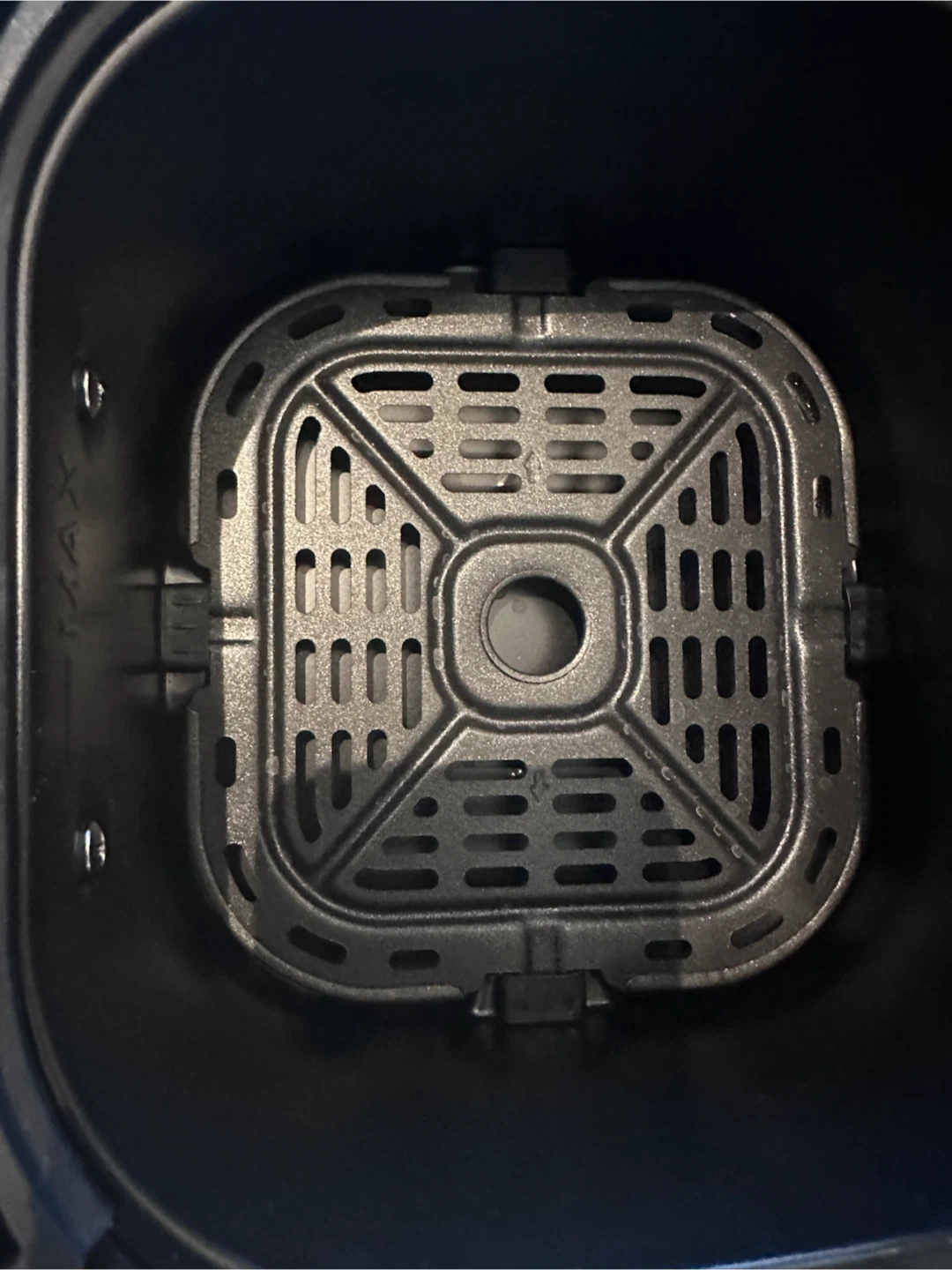 Chefman TurboFry Touch 2-Litre Digital Air Fryer - photo 4