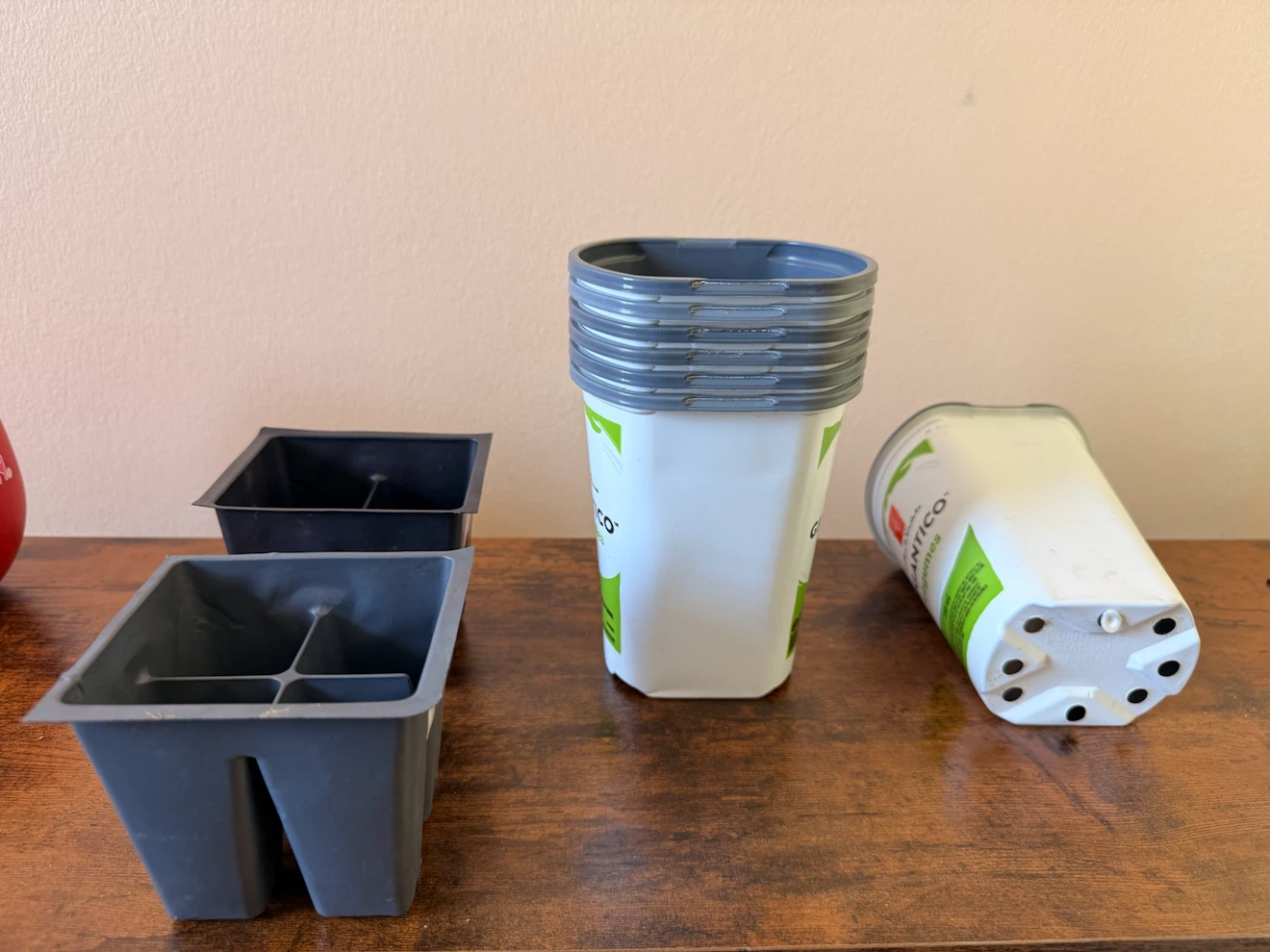 Set of 7 Grow Pots and 2 Seedling Trays