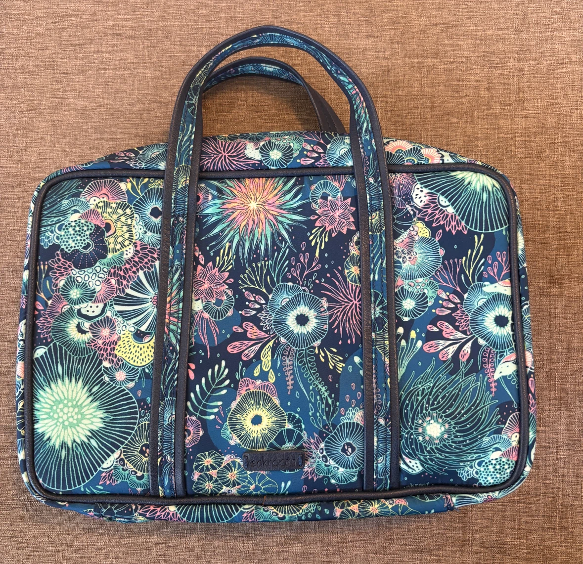 Sakroots Artist Circle Critter Hanging Travel Cosmetic Case
