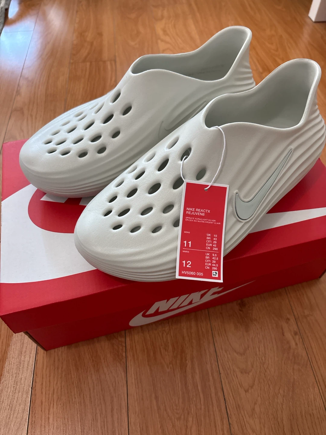 Nike Reactx Rejuven8 Shoes