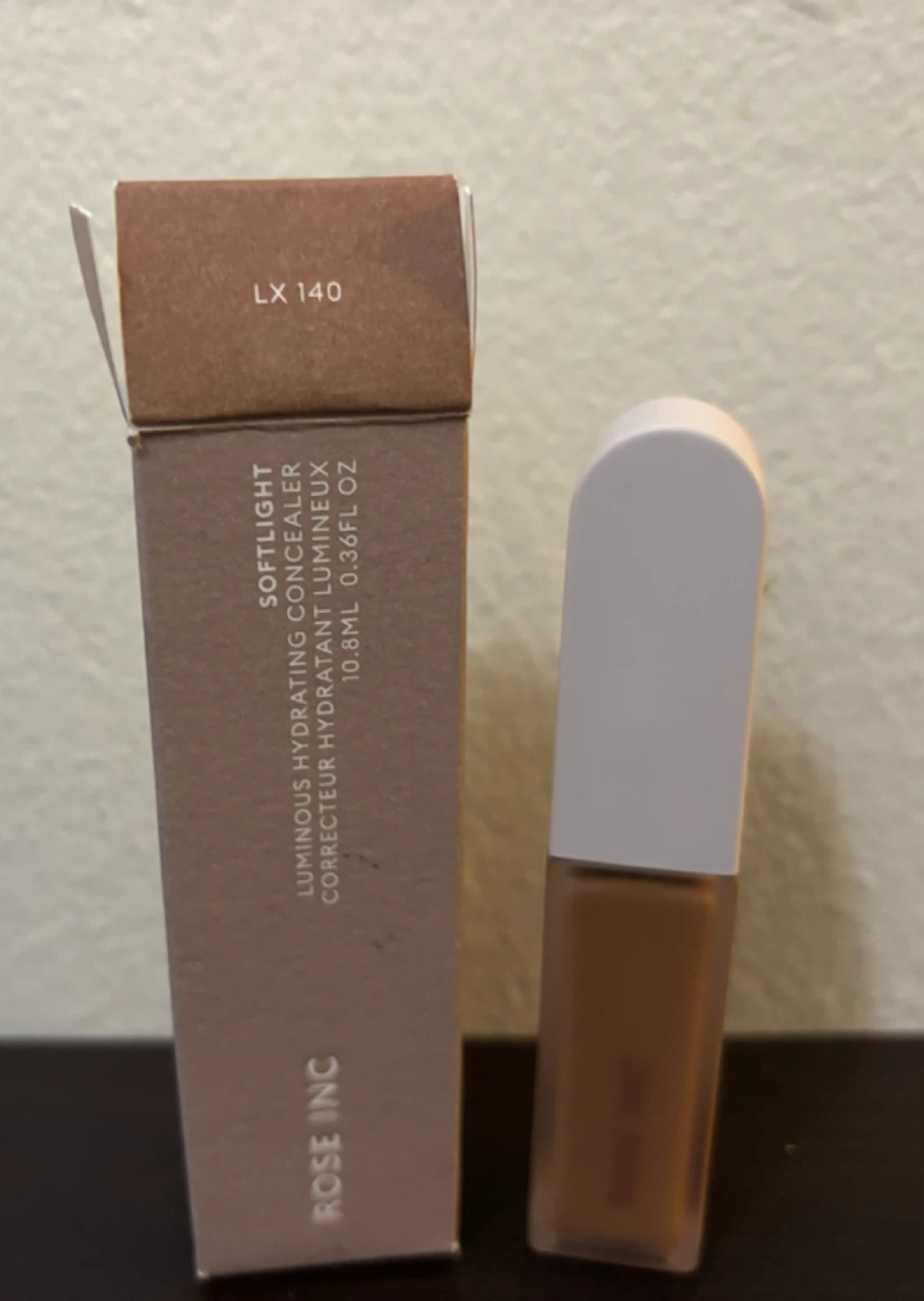 NEW-Rose Inc Softlight Luminous Hydrating Concealer LX 140