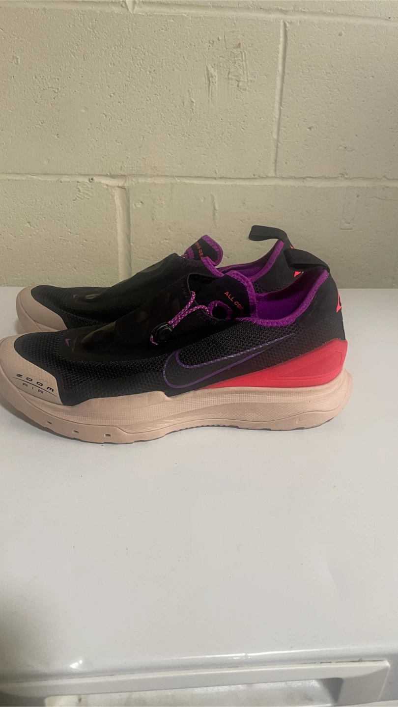 The Nike ACG Zoom Air AO 'Black Laser Crimson
