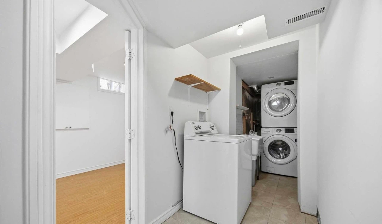 Walkout Basement for rent in Richmond Hill - photo 5