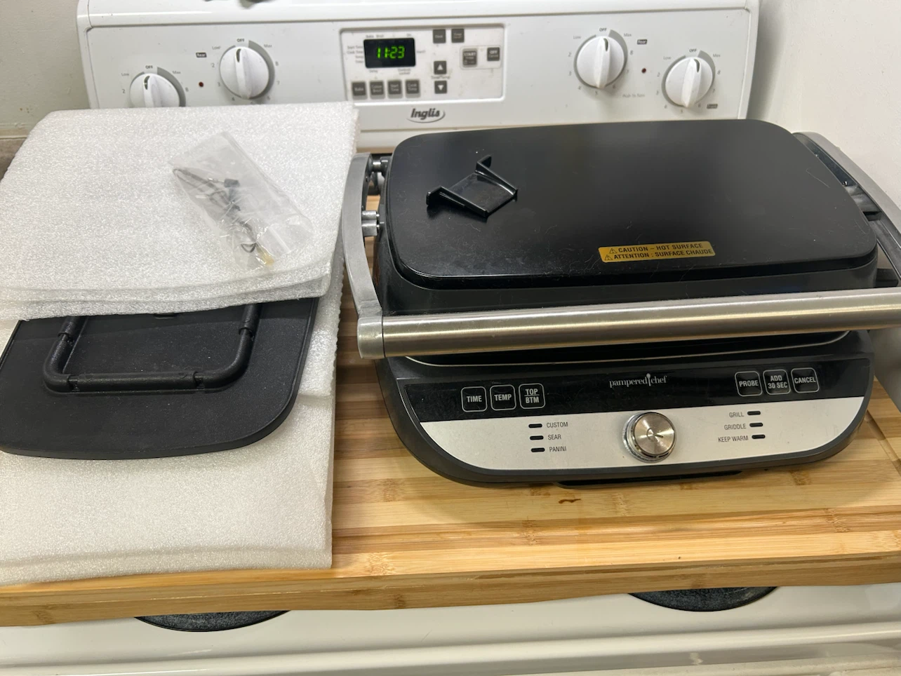 Pampered chef deluxe electric grill and griddle - photo 2