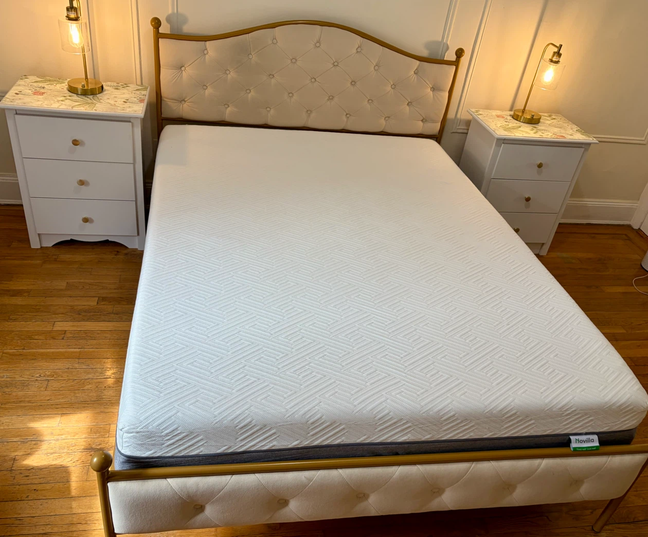 Queen Platform Bed Frame and Memory Foam Mattress