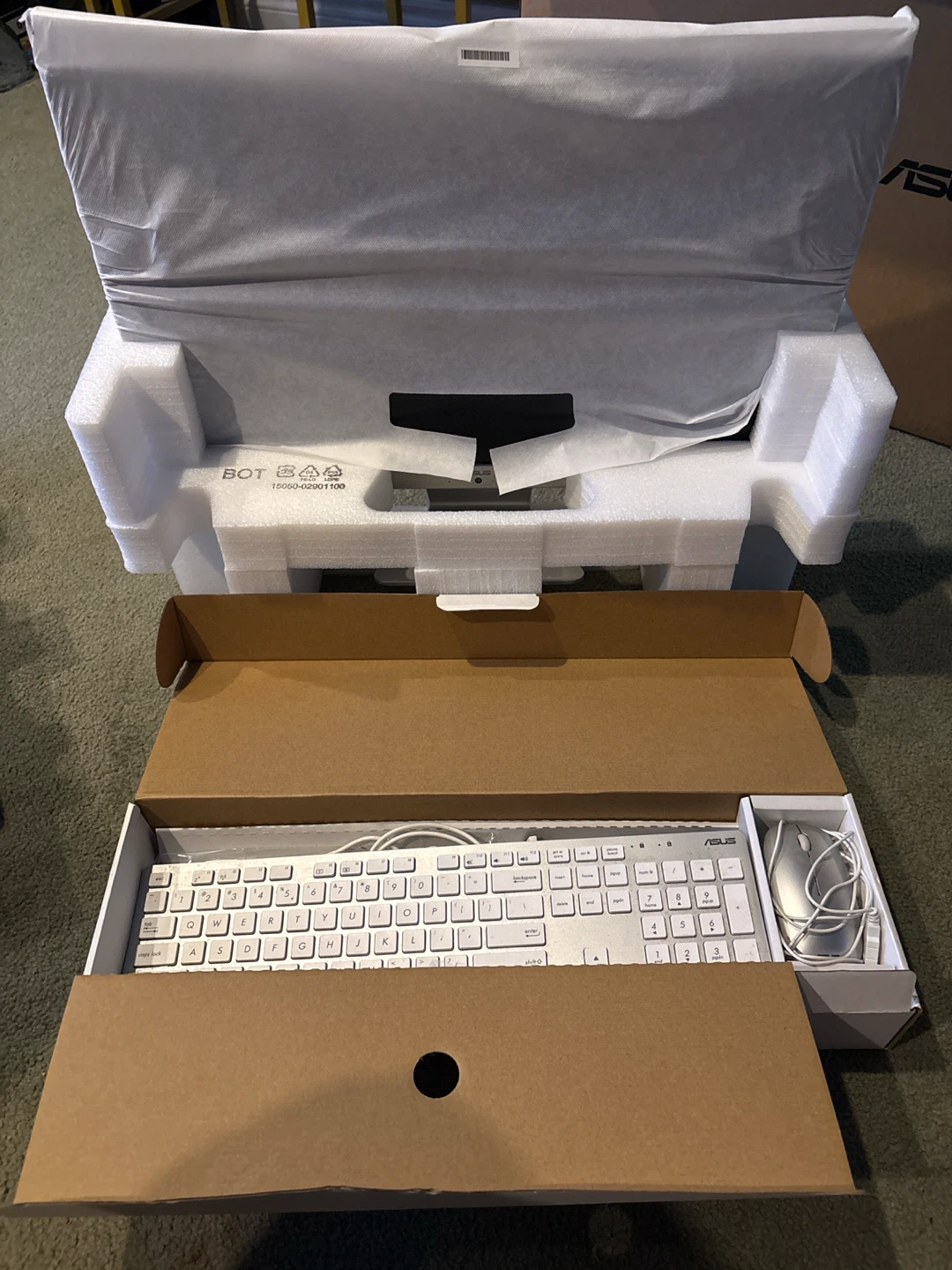 ASUS All-in-One Desktop Computer - photo 3