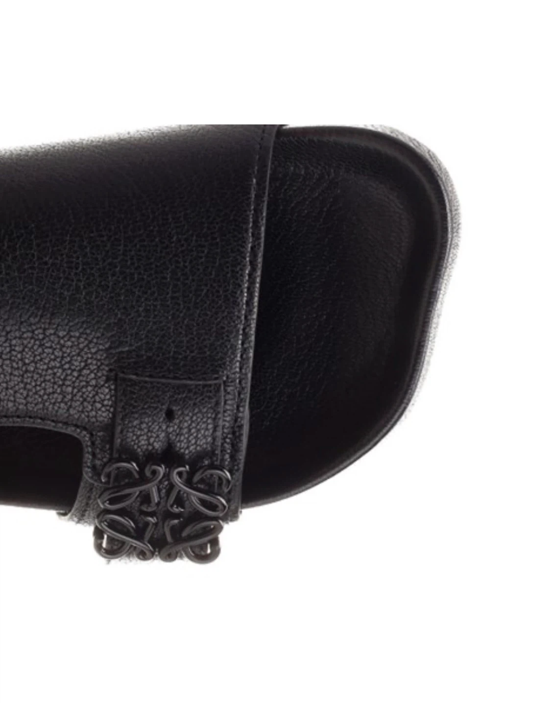 Loewe slides - photo 3
