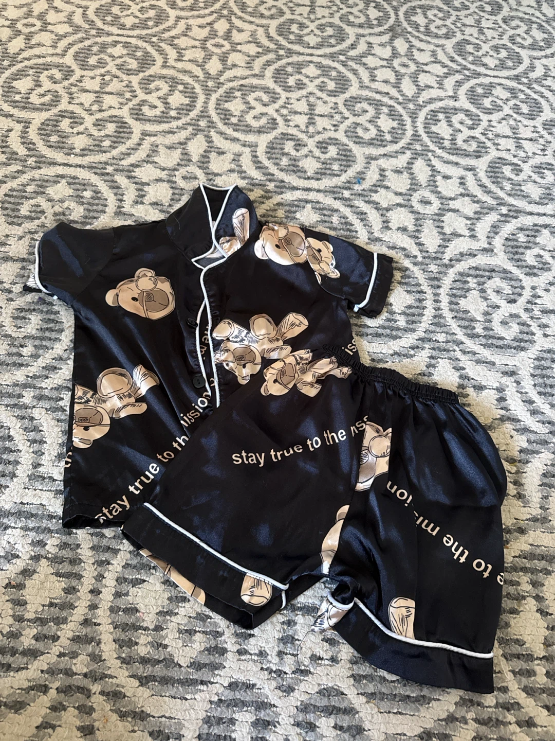 Kids Black Pajama Set with Teddy Bear Print size 4-5 year old