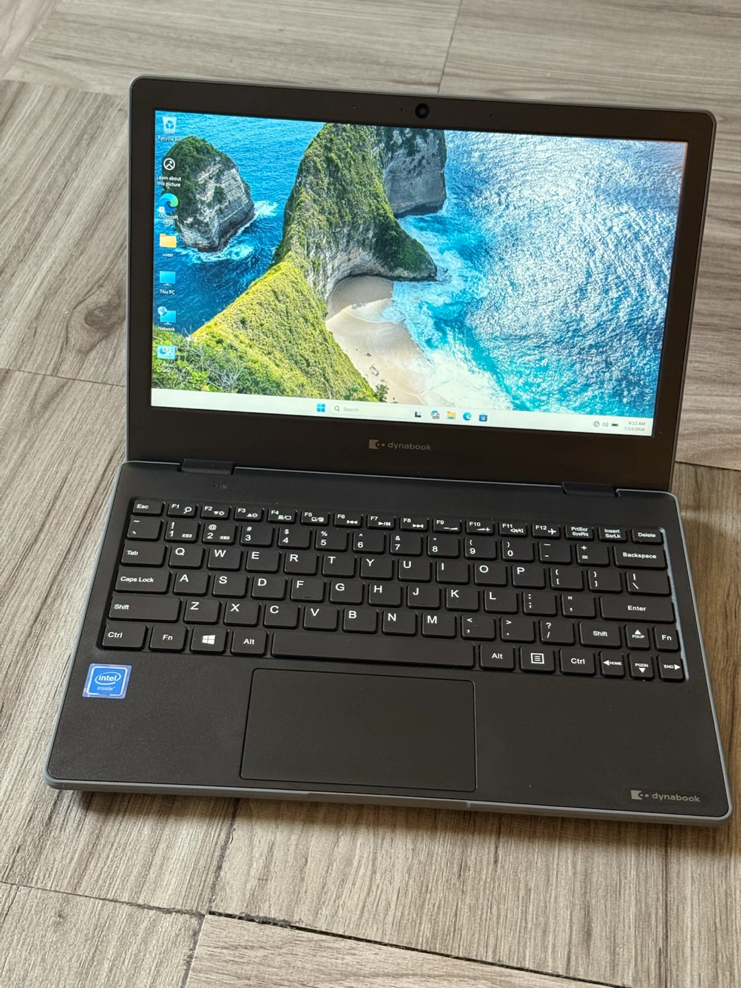 Dynabook E10-S Laptop with Charger windows 11 - photo 2