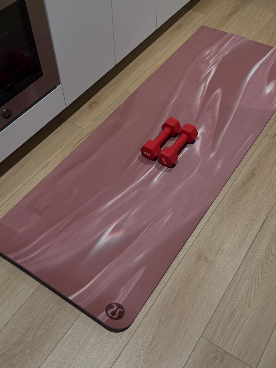 Lululemon Yoga Mat & 3lb Dumbbells - photo 2