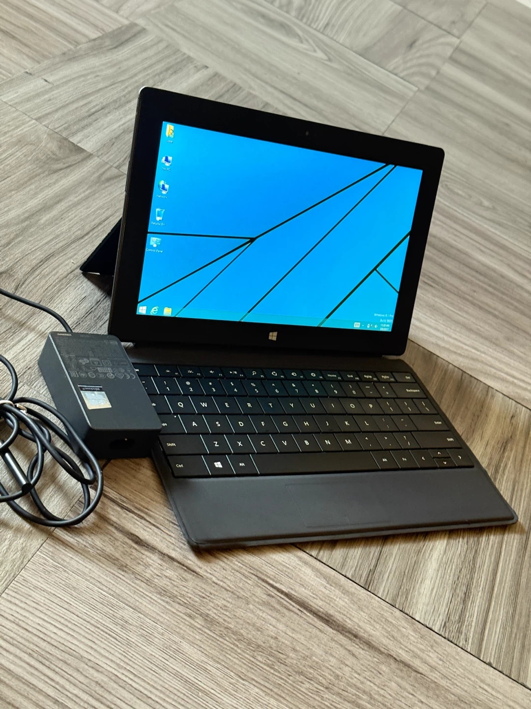 Microsoft Surface Pro 2 Tablet - photo 2
