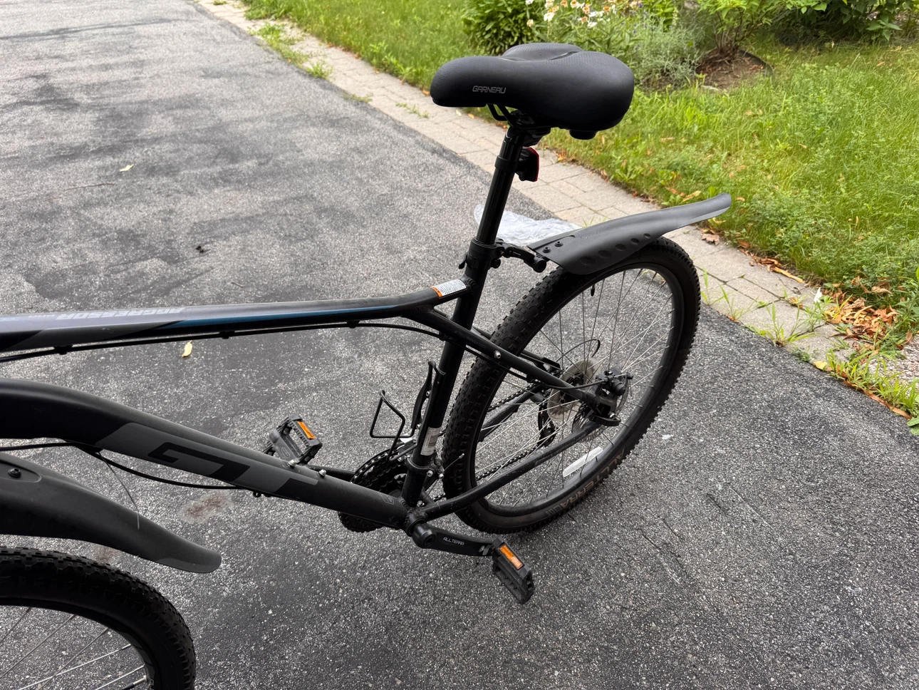 GT Aggressor Mountain Bike