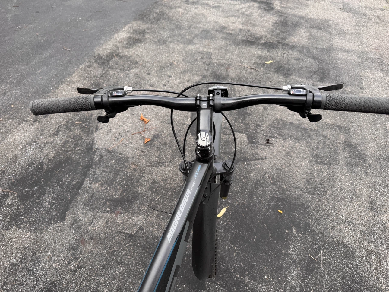 GT Aggressor Mountain Bike - photo 5