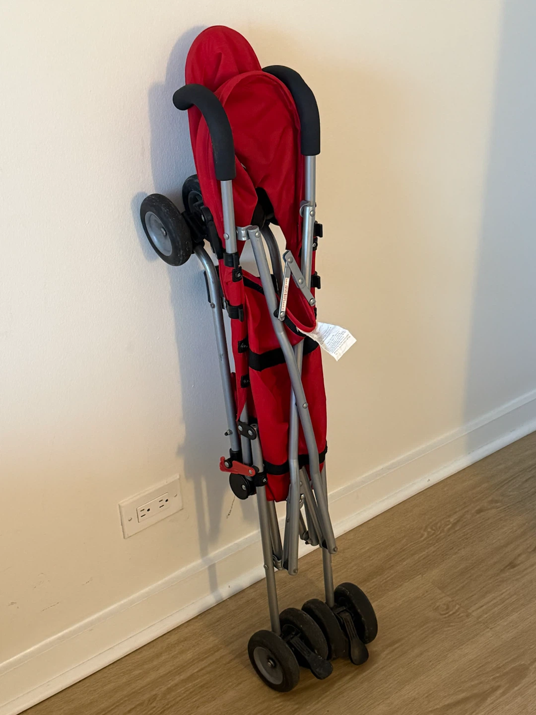 Evenflo Red Lightweight Stroller - photo 3