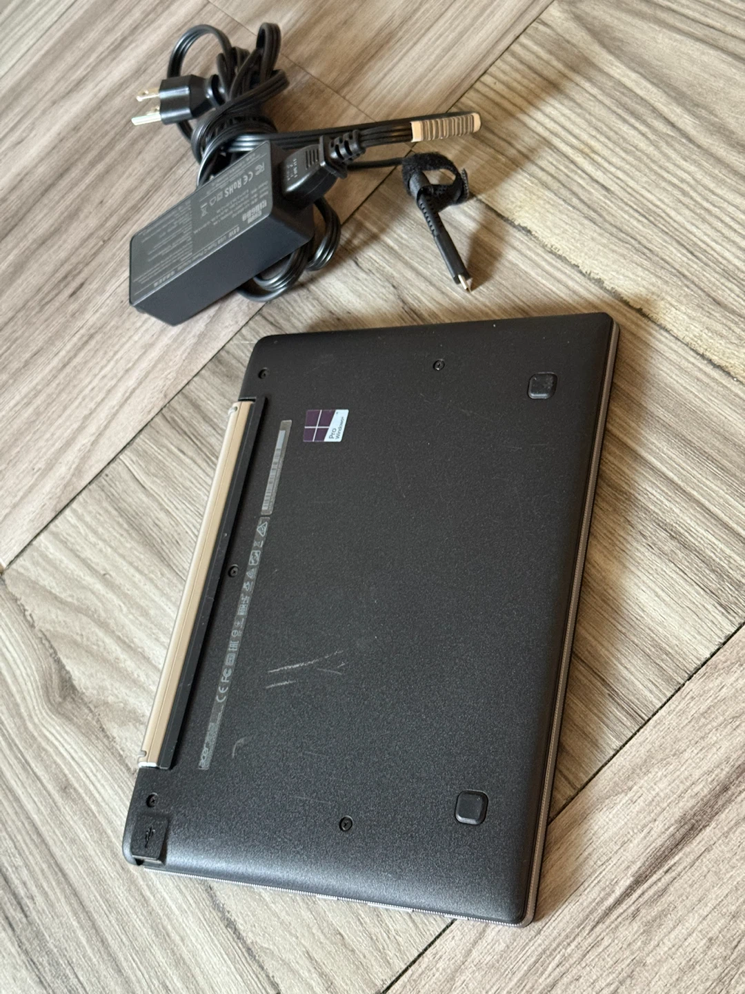 Acer Switch V 10 2-in-1 Laptop/Tablet - photo 5