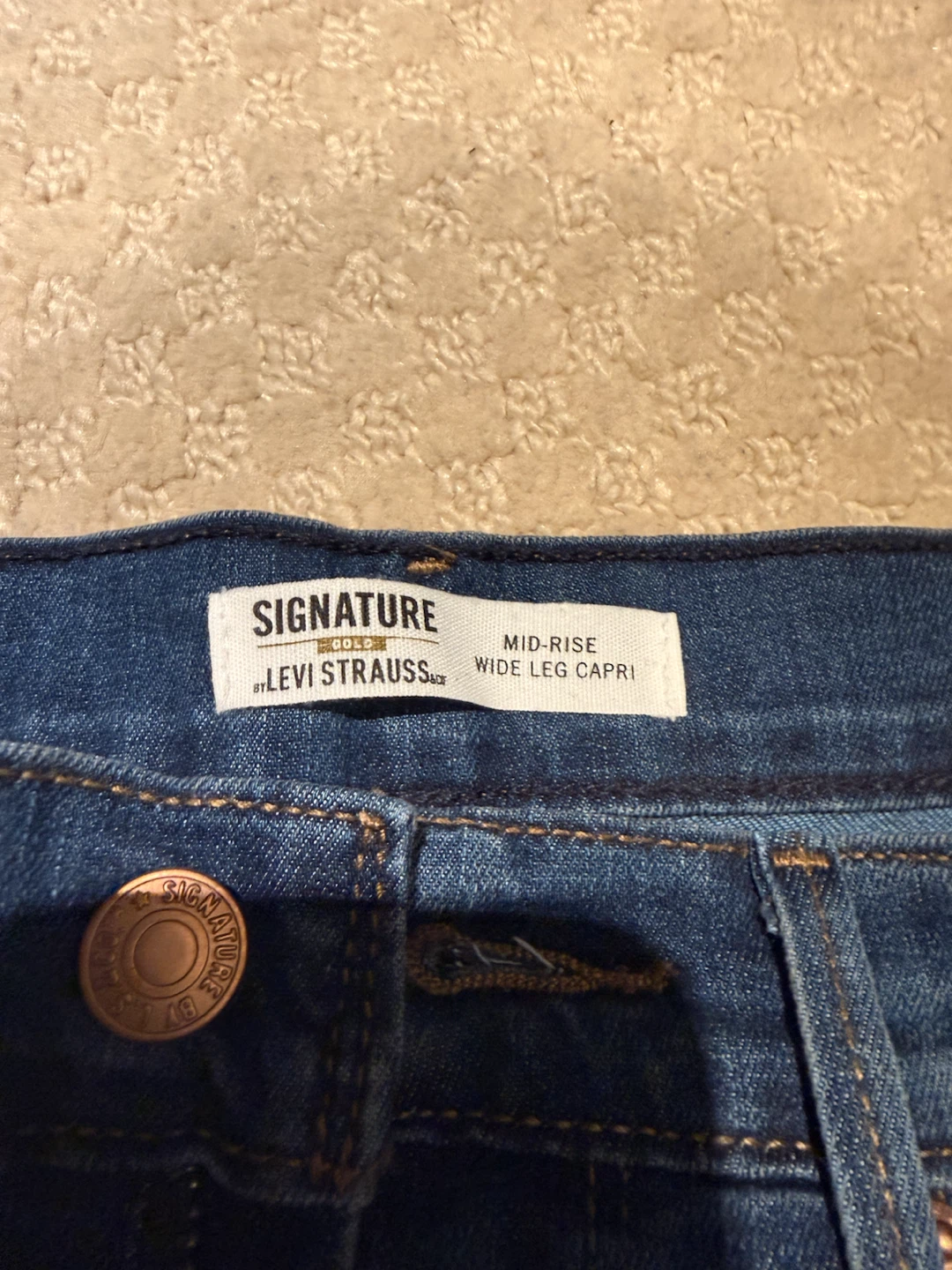 Levi Strauss Signature Gold Wide Leg Capri Jeans - photo 2