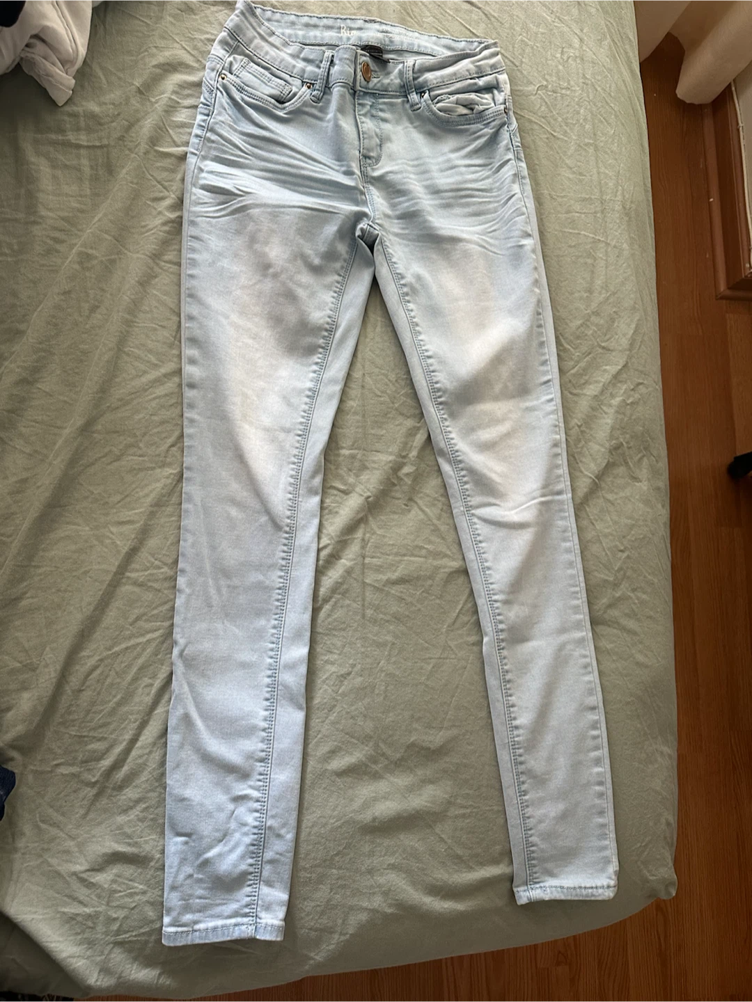 Light Wash Skinny Jeans