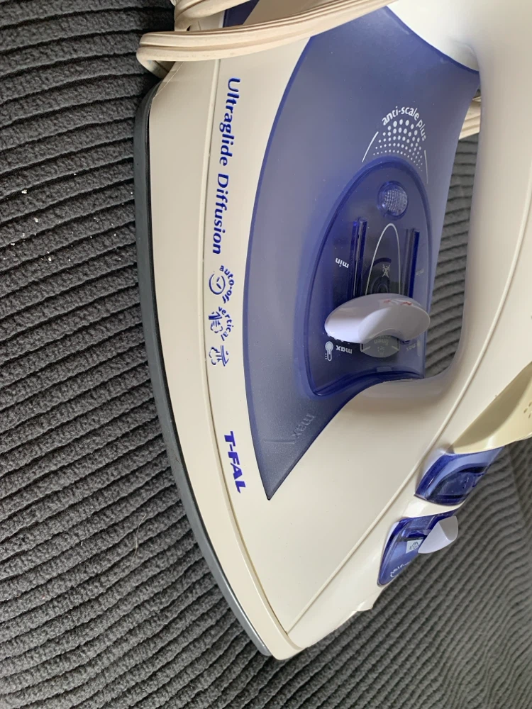 T-fal Ultraglide Diffusion Iron