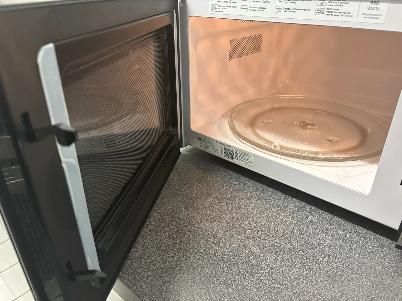 GE Stainless Steel Microwave Oven - photo 3