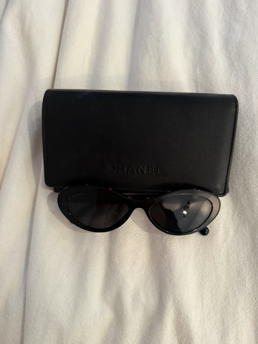 CHANEL Black Sunglasses with Pink Logo
