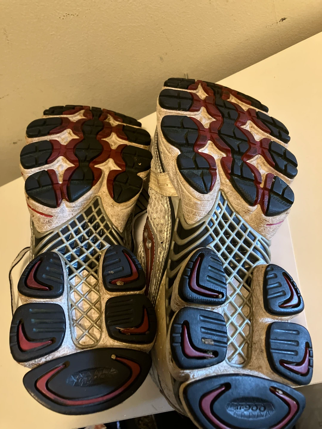 Saucony ProGrid Triumph 4 Running Shoes-Women 9.5 - photo 3