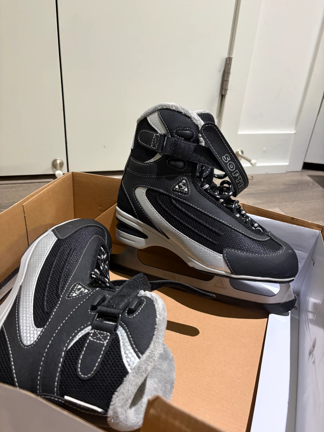 SOFTEC CLASSIC Ice Skates Size 6