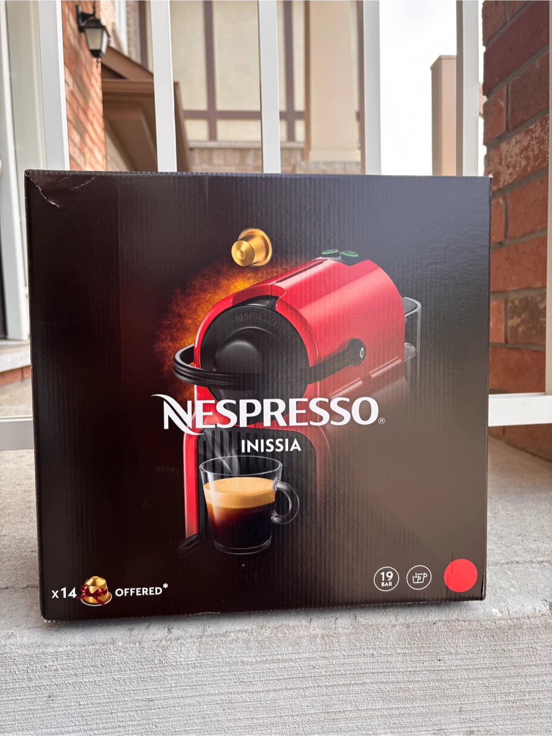 Nespresso Inissia Coffee Machine - photo 2