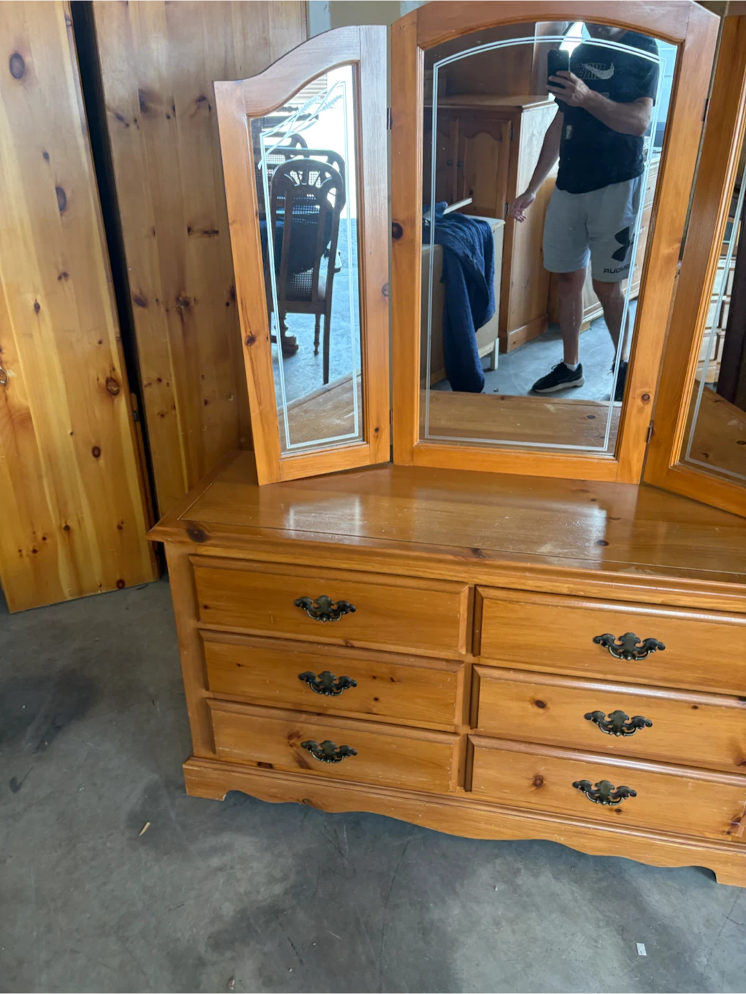 Free delivery used Pine Dresser with Tri-Fold Mirror - photo 5