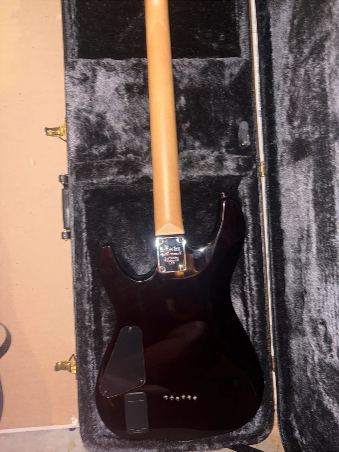 schecter demon 6, perfect condition, comes with hard case - photo 2
