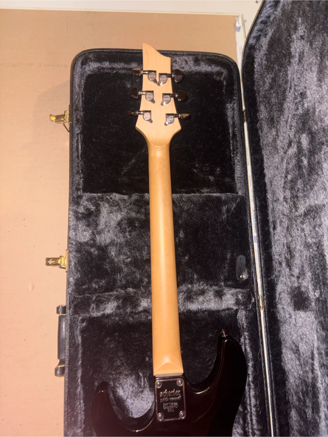 schecter demon 6, perfect condition, comes with hard case - photo 3