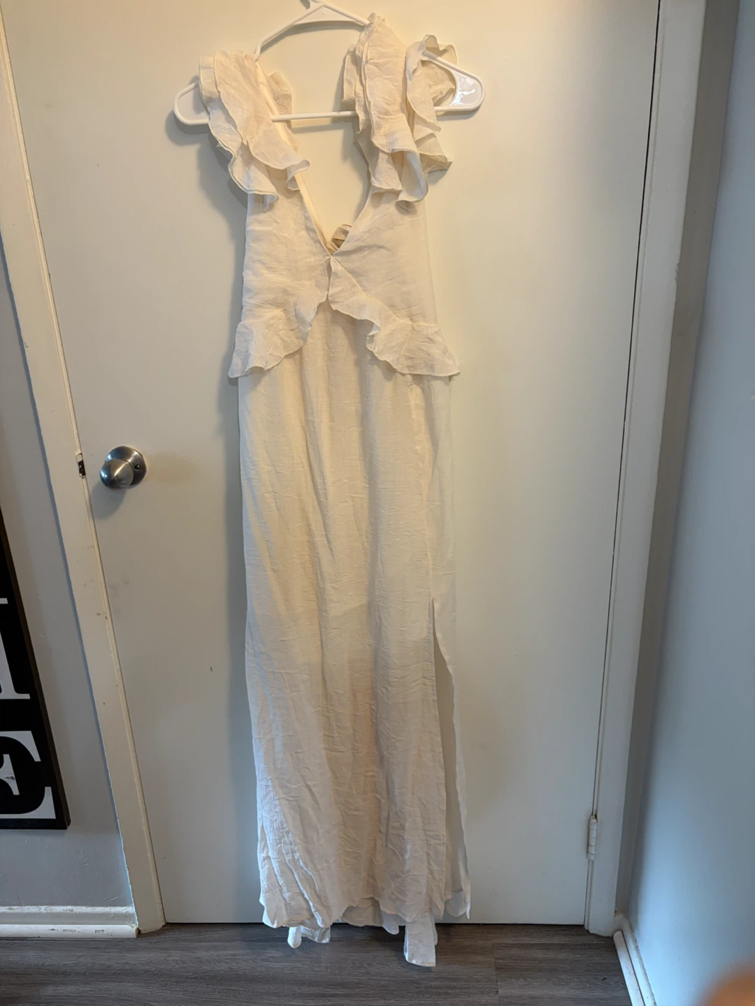 H Y F V E White Ruffle Maxi Dress - Size M