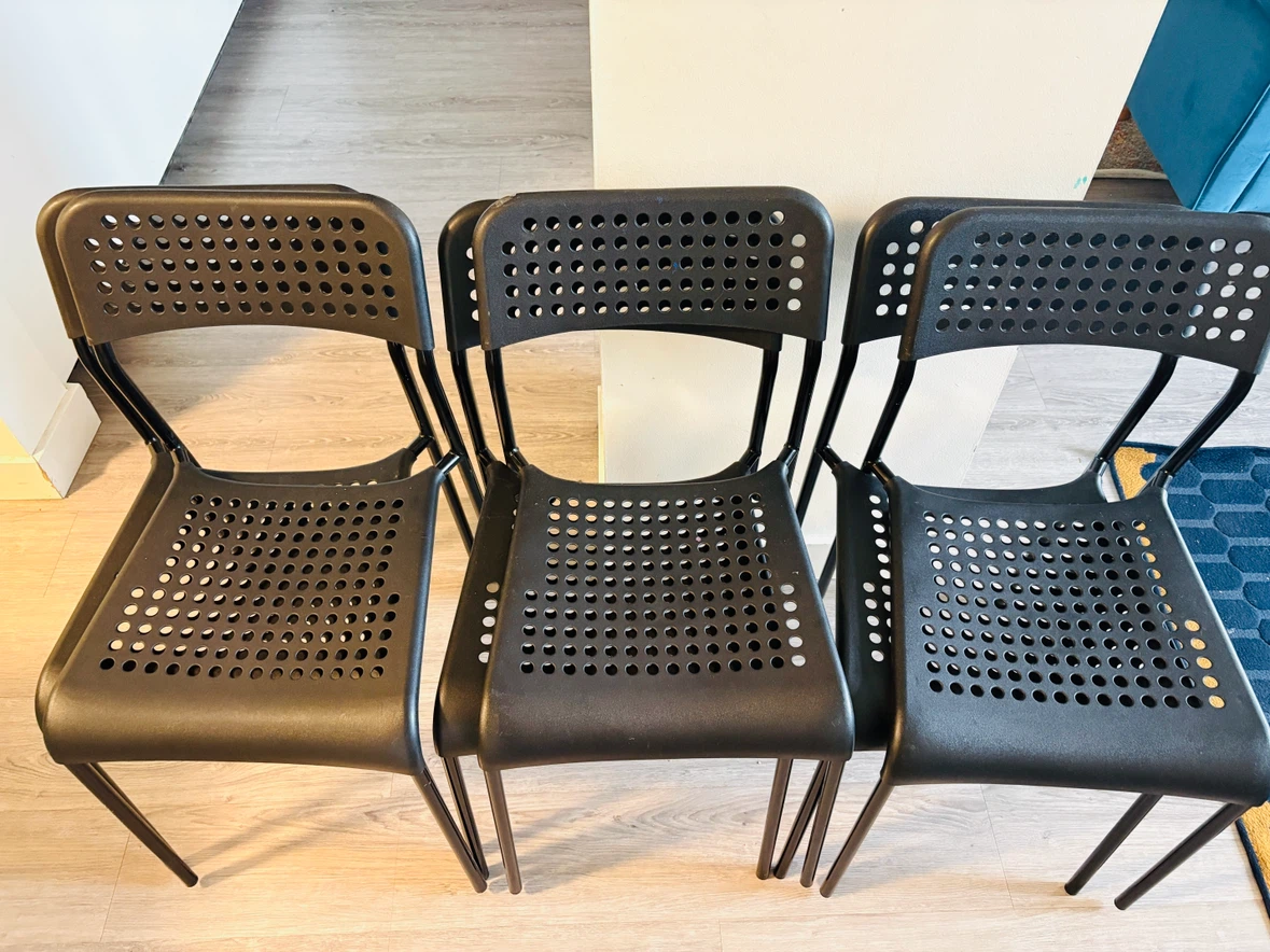 Black Ikea Table with chairs - photo 2
