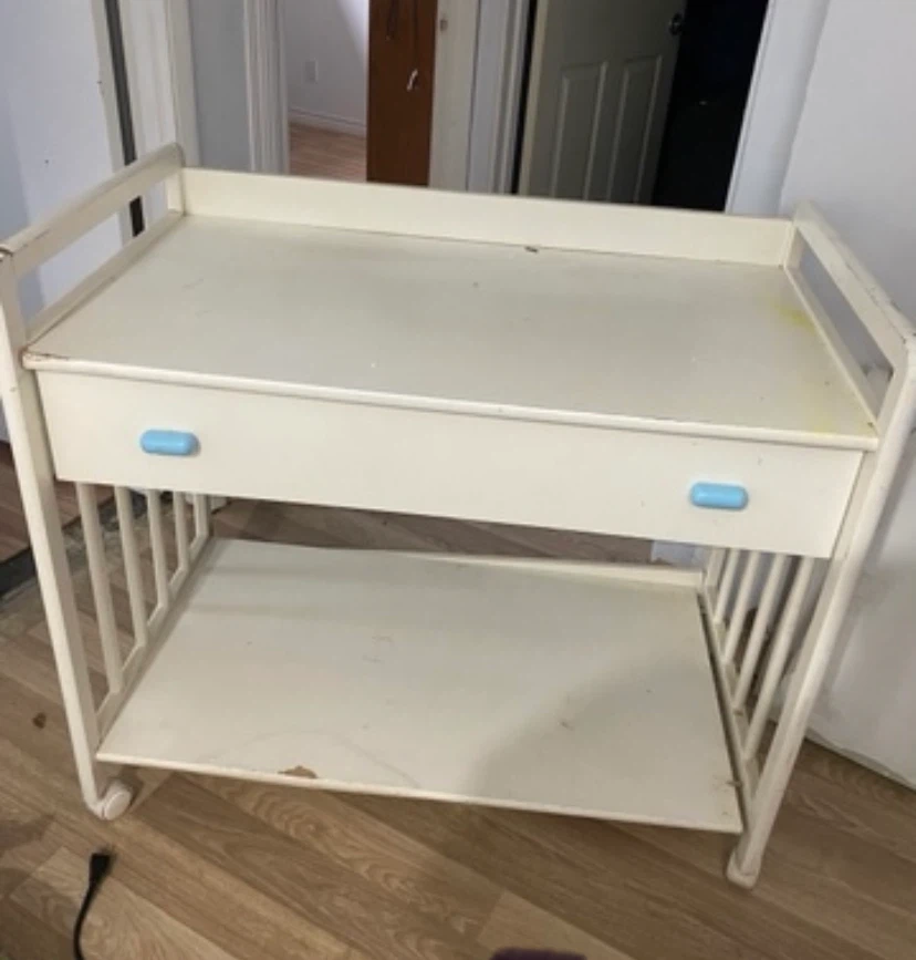 Dipper changing/ Cream Baby Changing Table with Drawer and Shelf - photo 2