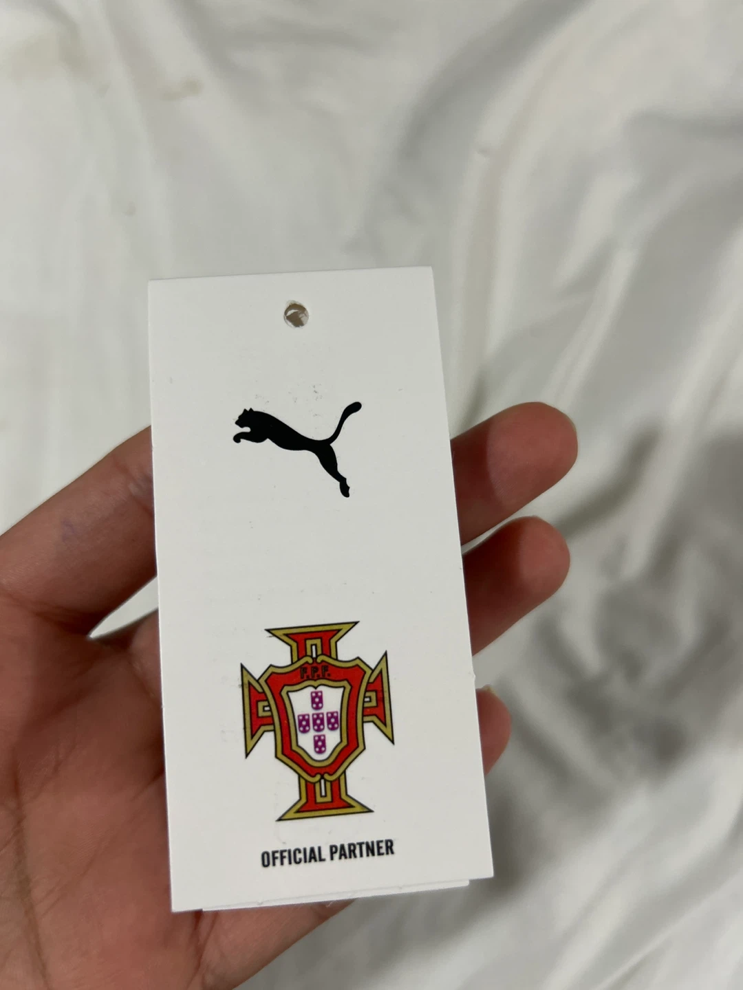 Authentic Portugal Ronaldo jersey  come with bag and tag - photo 2