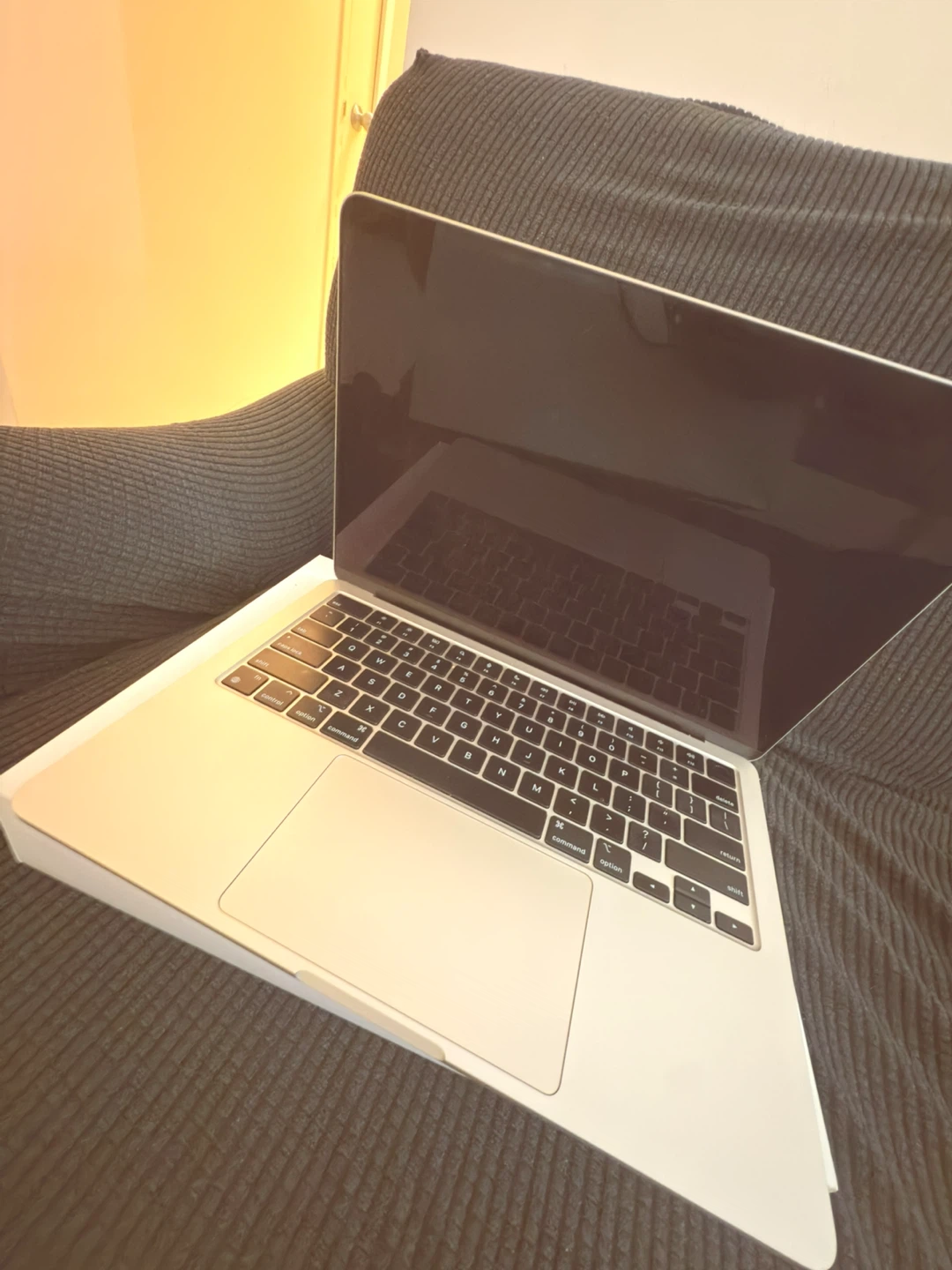 Apple MacBook Air  M2 - photo 2
