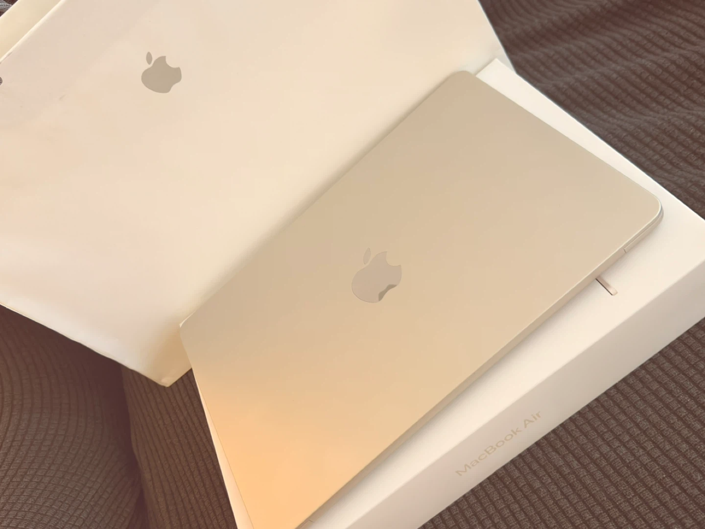 Apple MacBook Air  M2