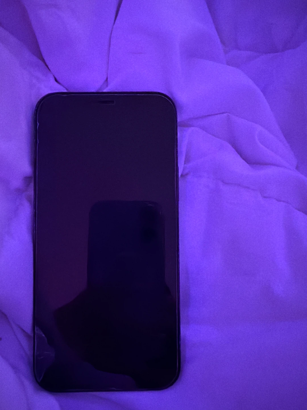 IPhone 12 pro used - photo 3