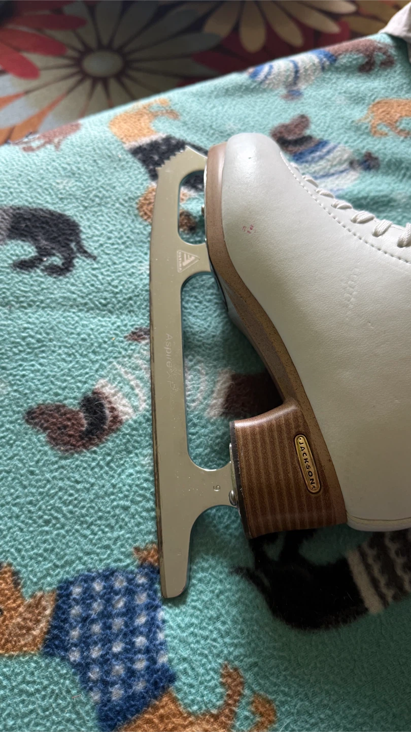 Jackson Freestyle Figure Skates - photo 5