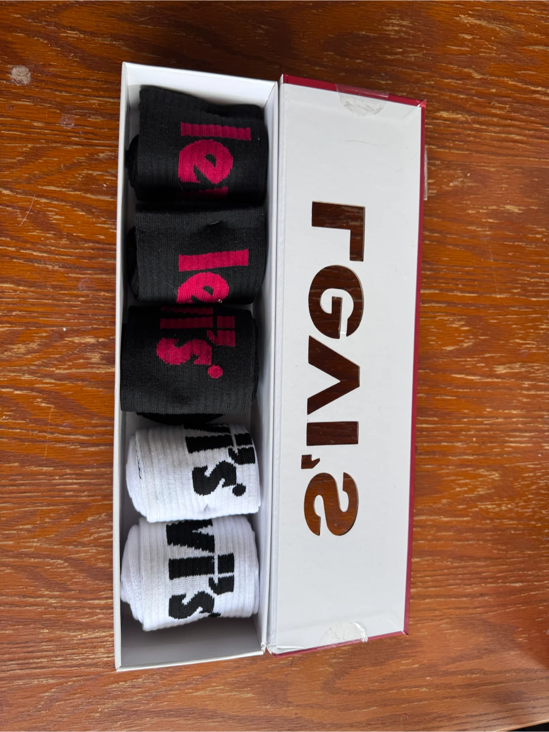 Levi's Men's Cushion Socks - 5 Pairs