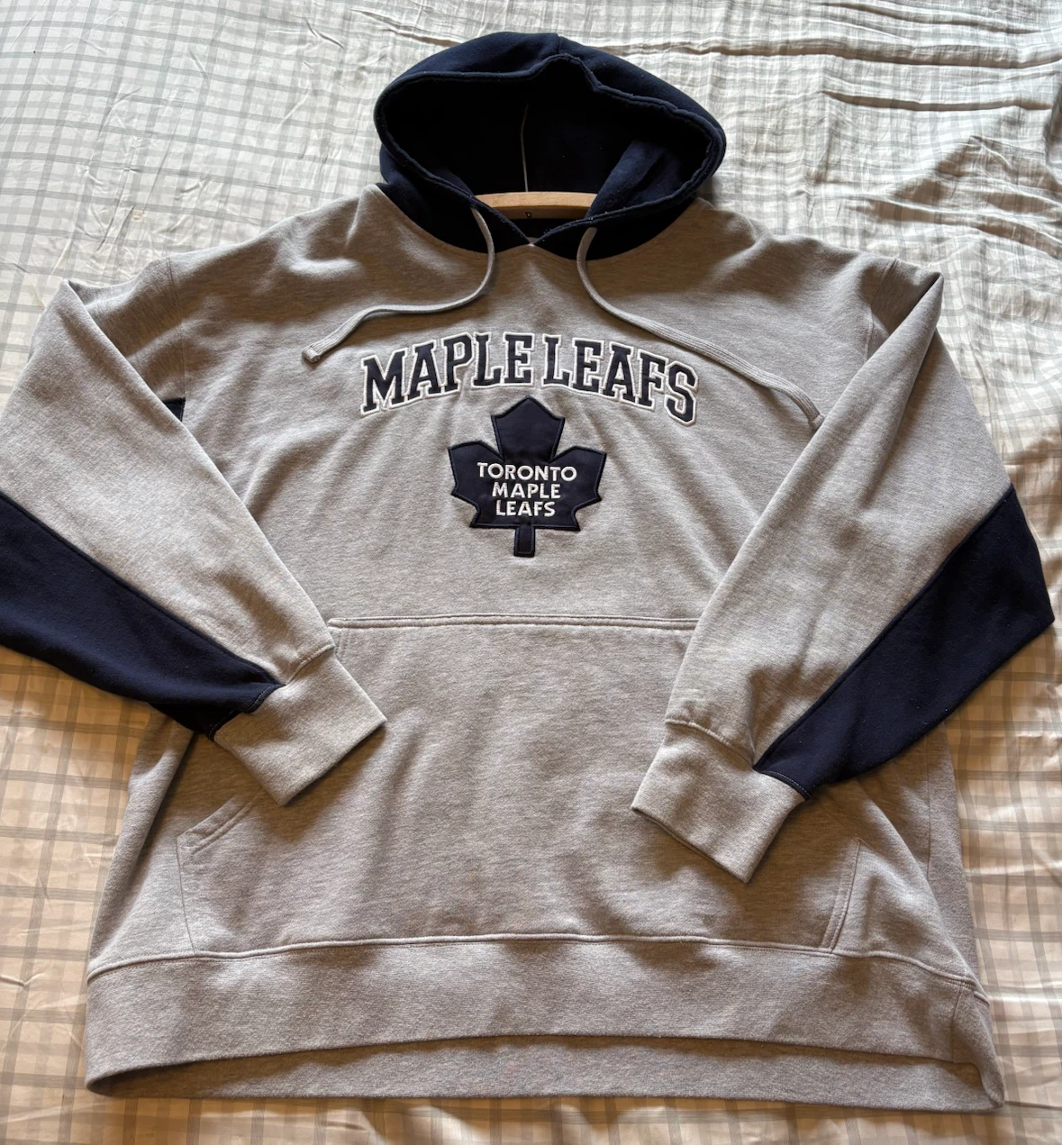 ✨✨Toronto Maple Leafs Hoodie 2XL