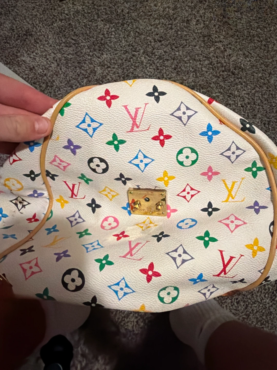 authentic lv bag zipper broken but fixable - photo 3