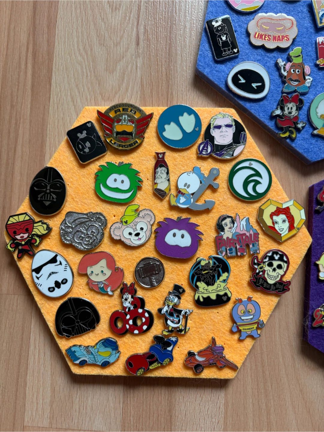 Authentic Disney Pins $5 each firm - photo 2