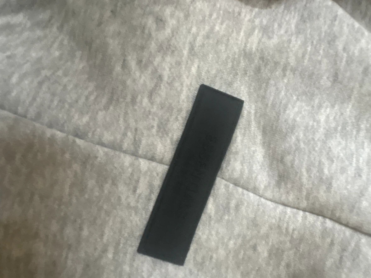 ESSENTIALS Fear of God Sweatpants Grey - photo 3