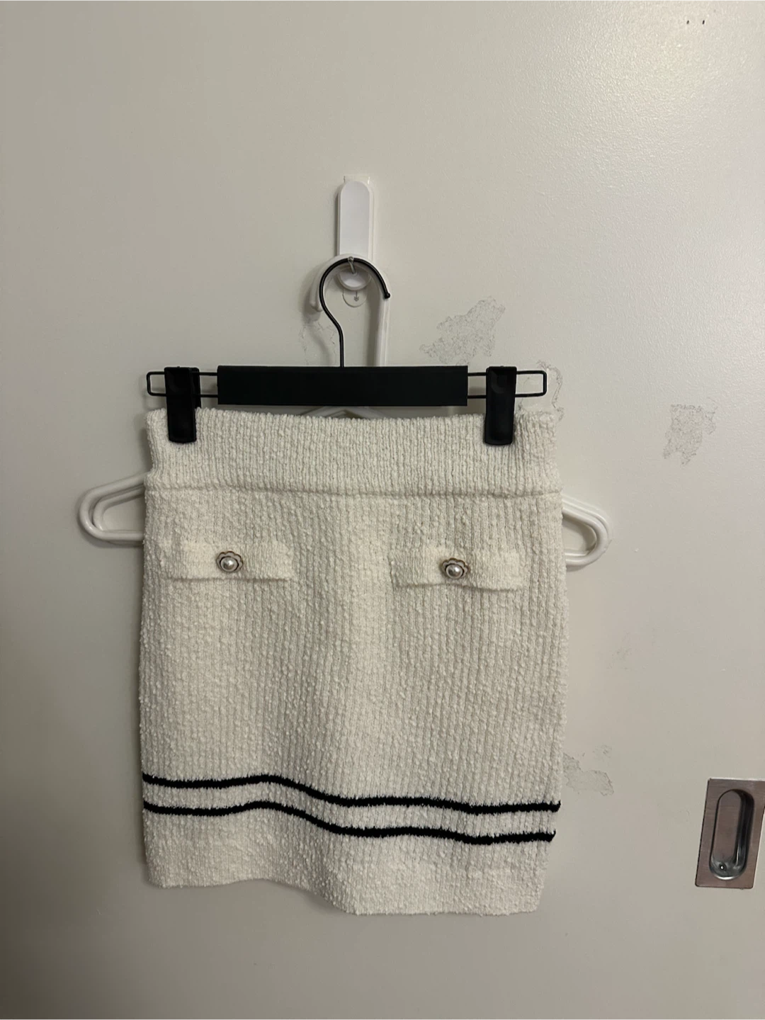 Korean Knit Cardigan & Mini Skirt Set - photo 2