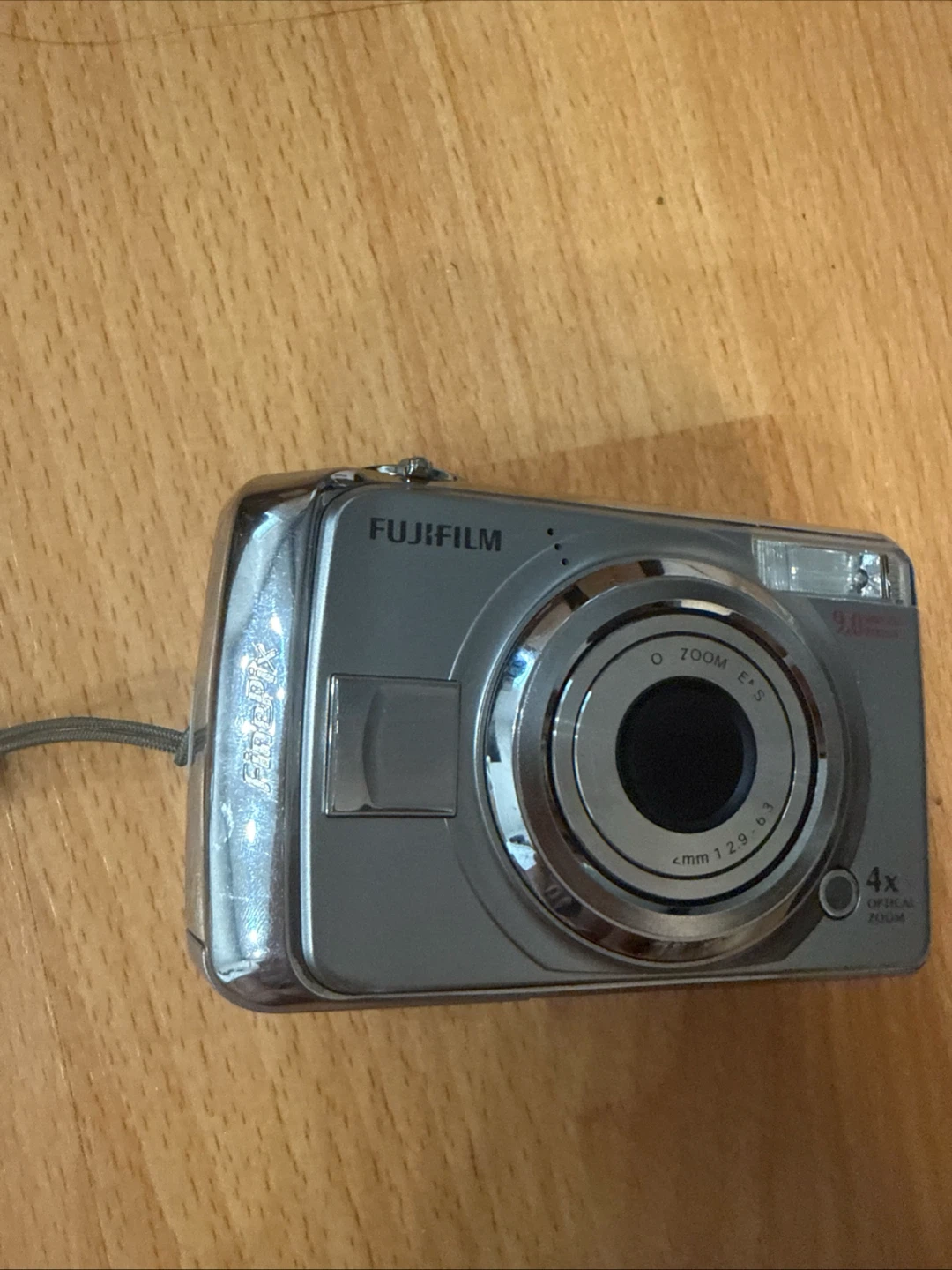Fujifilm FinePix A900 Digital Camera - photo 3
