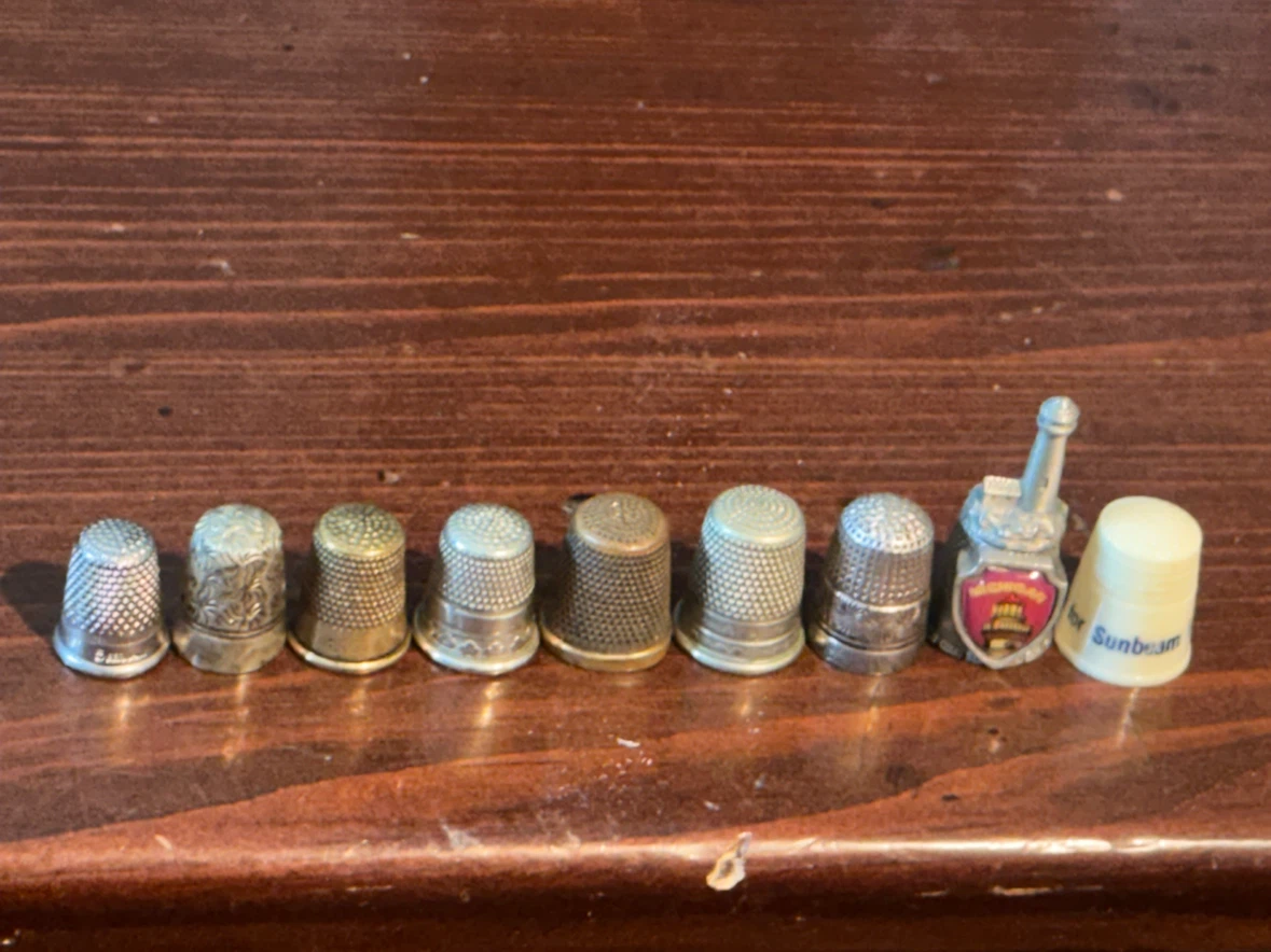 9 Antique & Vintage Sewing Thimbles Michigan Sunbeam - photo 5