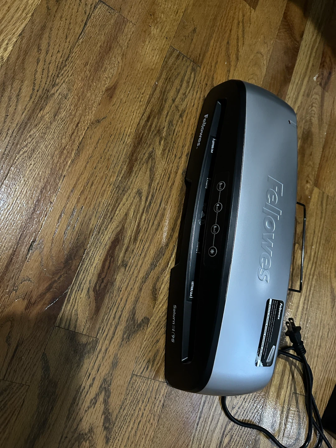 Fellowes Saturn 3i 95 Laminator - photo 2